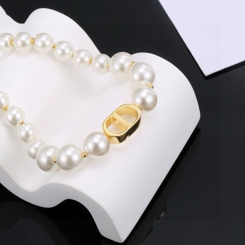 chr1st1an D10r necklaces